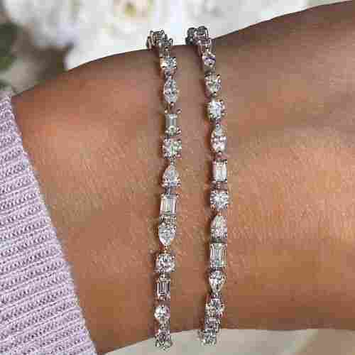 Ladies Crystal Diamond Bracelet For Daily And Party Wear