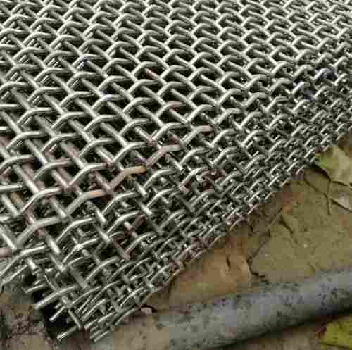 Galvanized Iron (GI) Double Crimped Wire Mesh, 5 MM Thickness