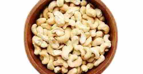 A Grade Half Moon Shaped Dried Cashew Nuts