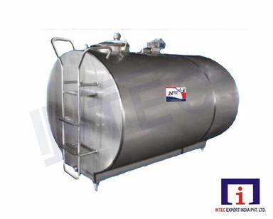 Silver 5000 Ltr Milk Cooling Tank