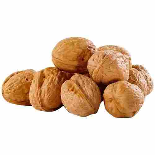 Organic Commonly Cultivated Raw And Whole Round Walnut With Shell