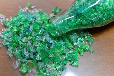 Hot Washed Green Pet Plastic Flakes