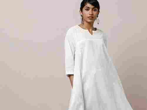 Ladies Plain Cotton 3/4th Sleeves Kurti For Daily Wear