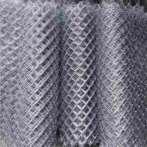 3.2 Mm Thick Rust Proof Galvanized Mild Steel Fencing For Construction Use