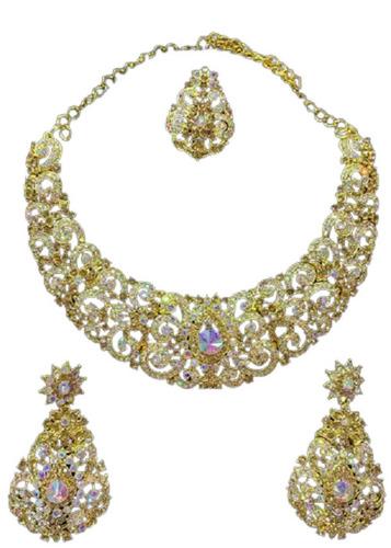 Shiny Traditional Brass Copper Royal Look Necklace Set With Earrings Gender: Women