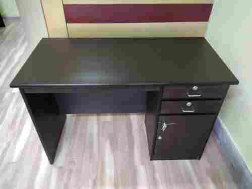 Rectangular Polished Wooden Office Table With Three Drawer