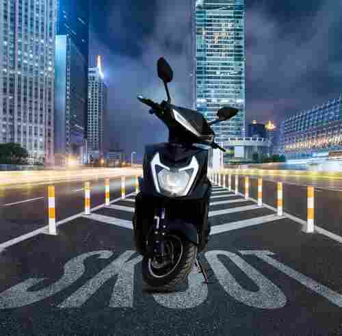Skoot S1 Environment Friendly Electric Scooty With LED Headlight