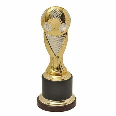 8Mm Thick 950 Grams Polished Brass And Wooden Football Trophy Dimension(L*W*H): 00 Inch (In)