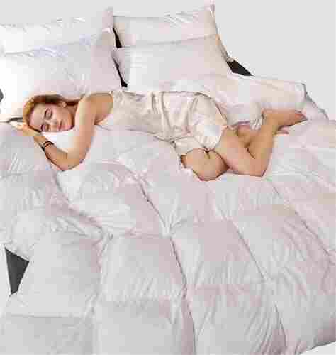 Skin Friendly And Comfortable Soft White Blankets Cover
