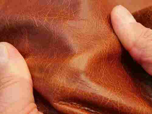 1 To 8 Mm Thickness Waxy Full Grain Aniline Leather Sheet