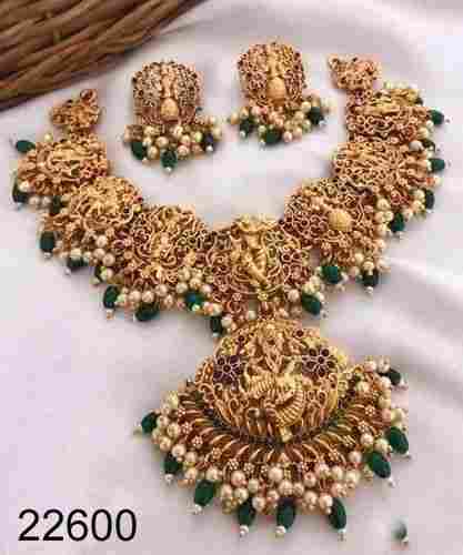Artificial Stones And Copper Base Gold Plated Necklace Set