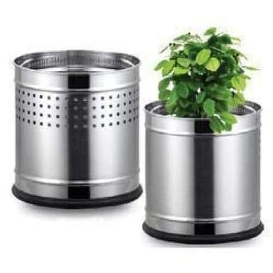Silver 1 - 5 Litres Capacity Round Shape Stainless Steel Planter