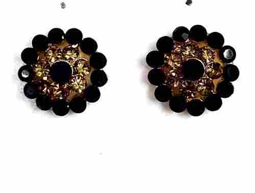Ladies Round Shape Earrings For Party Wear