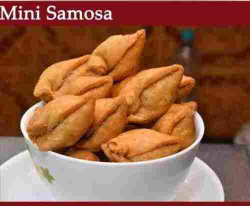 Salty Samosa Served With Evening Tea And Coffee