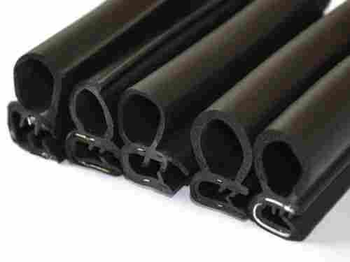 A Grade Rigid Hardness 99.9% Pure Natural Rubber Extrusion For Industrial