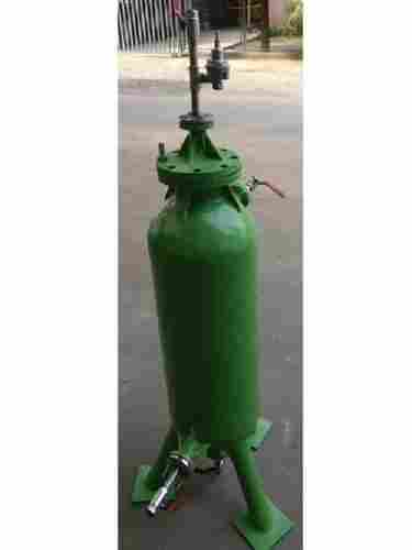 Cylindrical 80 Liter Capacity Frp Feeder Tank