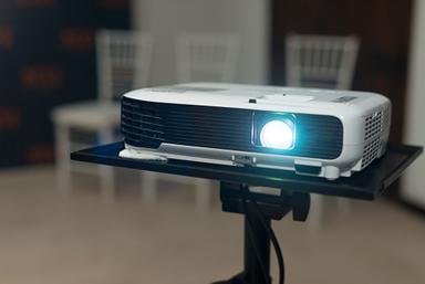 Projector For Office, College And School Use Use: Business