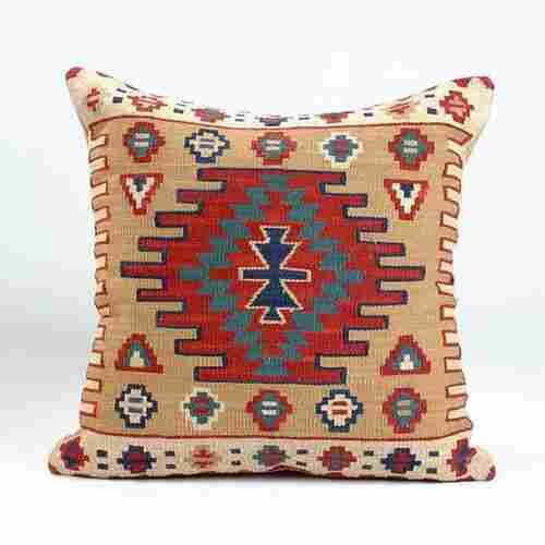 a  Modern Jacquard Style Square Shape Handmade Kilim Pattern Embroidery Decorative Cushion Cover