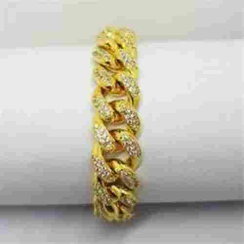 Gold Bracelets For Gift And Party Wear Use