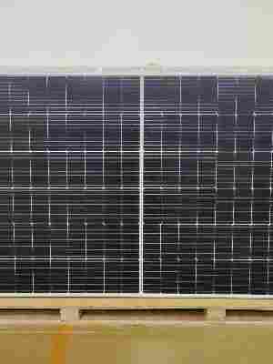Ruggedly Constructed Rectangular Solar Power Panel