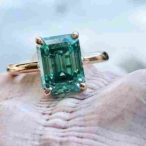 Green Color Moissanite Diamond Ring For Jewellery
