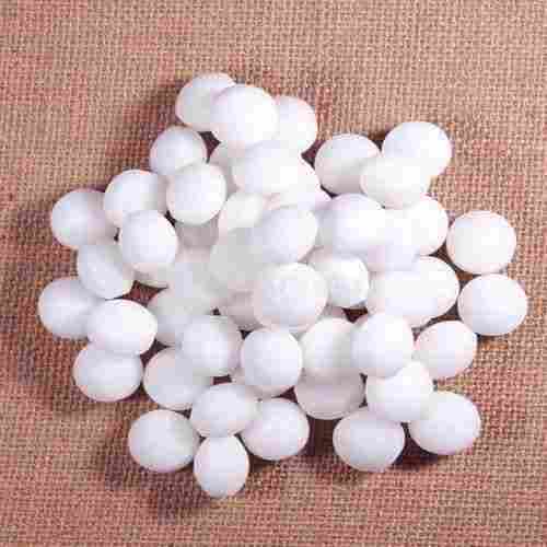 Eco Friendly Round White Naphthalene Balls