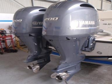 Twin Yamaha 200HP 4-Stroke Outboard Motor Engine