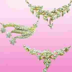 Designer Diamond Chain Pendant Set