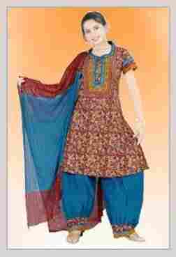 Ladies Ethnic Design Salwar Suit