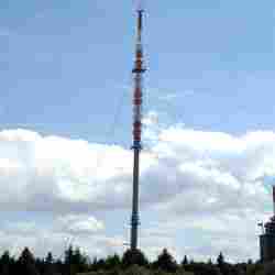Guyed Supported Mast Tower