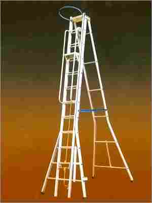 Self Supporting Aluminum Extension Ladder