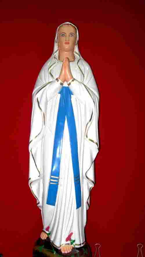 ST.MARY STATUE
