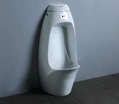 White Colored Urinal With Sensor Installation Type: Wall Mounted