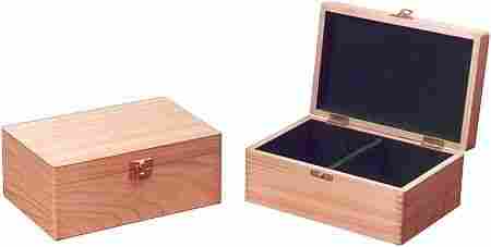 Pine Wood Chess Box Accessories (Wh-67)