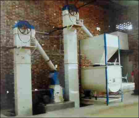 Semi And Fully Automatic Cattle And Poultry Feed Plant