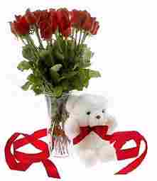 12 Roses With Teddy
