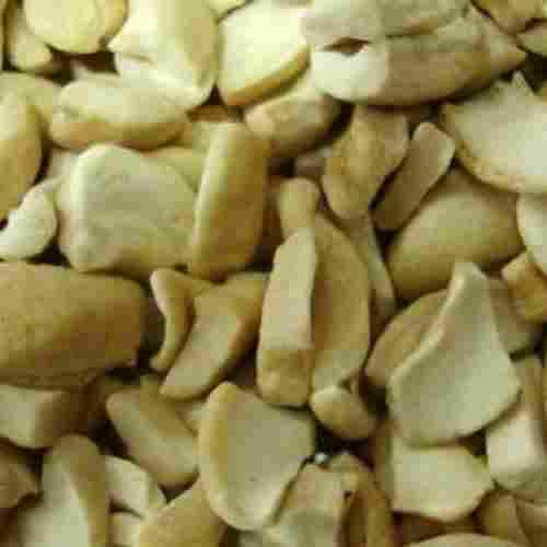 Four Pieces Cashew Nuts