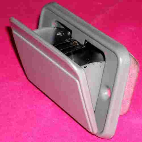 Bakelite Injection Moulded Car Ash Tray