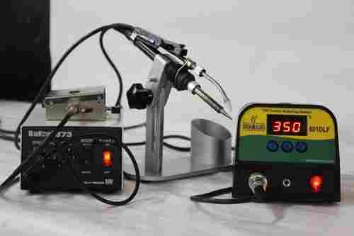 Soldering Station With Auto Feeder