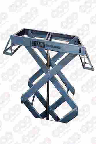 Hydraulic Scissor Lift Table With High Powered Motors And 6 Months Of Warranty