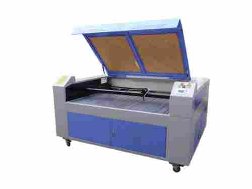 Four Wheeled Base Industrial Grade Co2 Laser Cutting Machine
