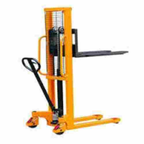 Easily Operated Hydraulic Stacker