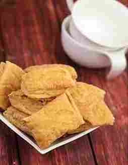 Mouth Watering Khari Biscuit
