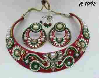 Attractive Design Handmade Necklace