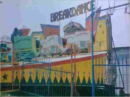 Breakdance Amusement Ride