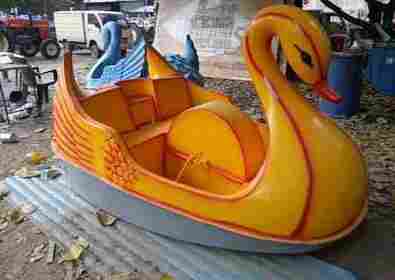 Swan Shape Frp Paddle Boat