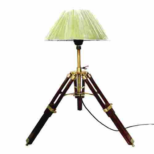 Table Top Lamp With Shade