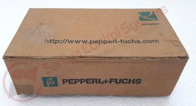 Red & Cream Pepperl Fuchs We77/Ex-1 Switch Amplifier 230V