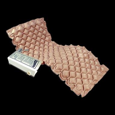 7 X 4 Feet Size Hospital Air Mattress With Thickness Of 3 Inch Hardness: Soft