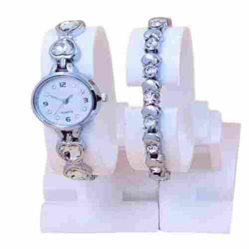 Analog White Dial Ladies Fashion Watch with Steel Strap